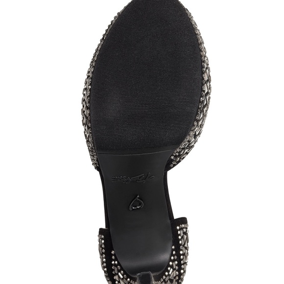 Black Thalia Sodi Women's Chace Embellished Platform Pumps - Picture 4 of 10